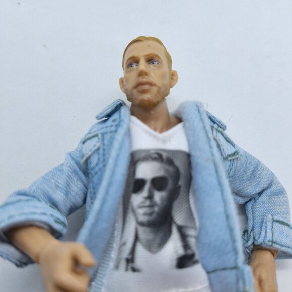 AEW Unrivaled Series 3 #21 Orange Cassidy Loose Wrestling Action Figure Jazwares - Picture 3 of 6